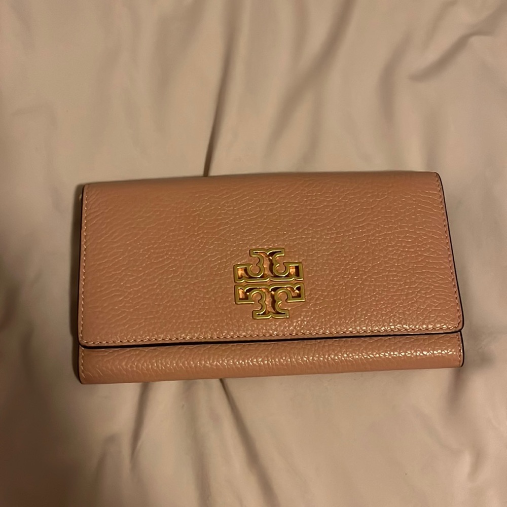 Tory Burch wallet